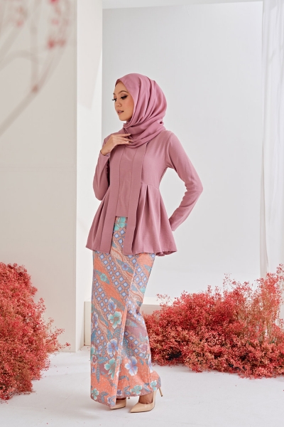 AS-IS Seri Kebaya Batik in Purple Mauve
